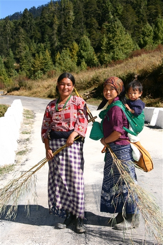 Bhutan_BumthangToLobesa_9012.jpg