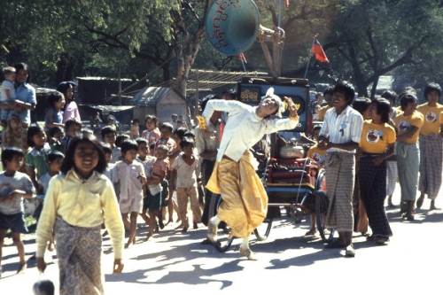 Mandalay_27_CelebrationInTheStreet_g600.jpg