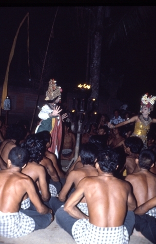 Bali_72_BonaDance.jpg