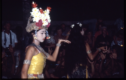 Bali_73_BonaDance.jpg