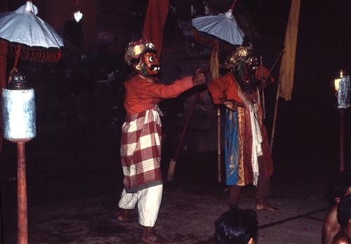Bali_74_BonaDance_g.jpg