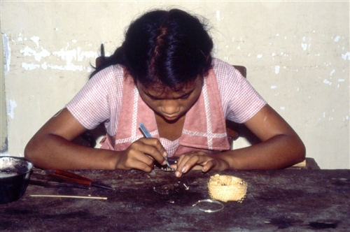 Bali_VisualArts_10_Jeweller_g.jpg