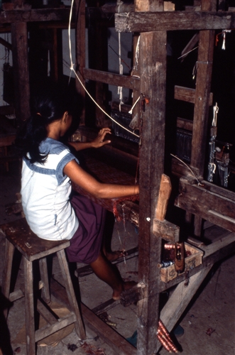 Lombok_37_WeavingProcesses_g.jpg