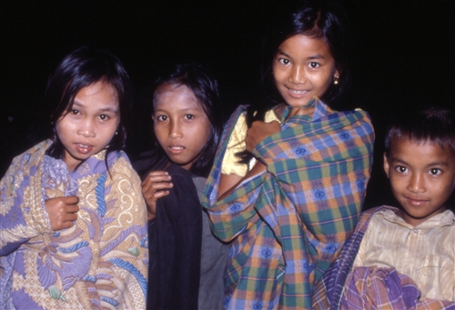 Sulawesi_Toraja_40_FuneralGuests.jpg