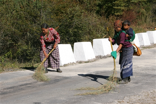 Bhutan_BumthangToLobesa_9009.jpg