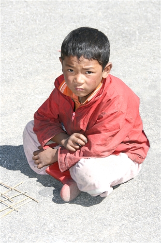 Bhutan_ThToPun_OnTheRoad_8301.jpg