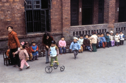 Sichuan_Chongqing_16_Kindergarten.jpg