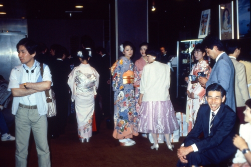 Hiroshima_3_City_TheatrePatrons_g.jpg
